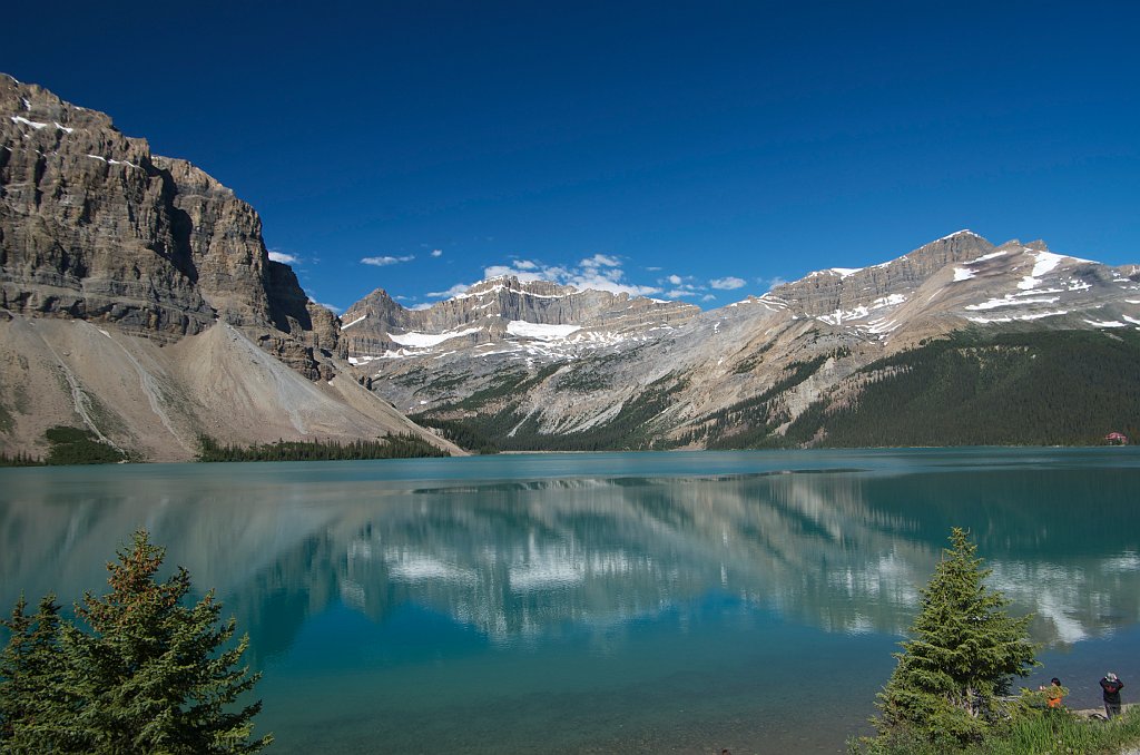 IMGP0525_mountains&lake