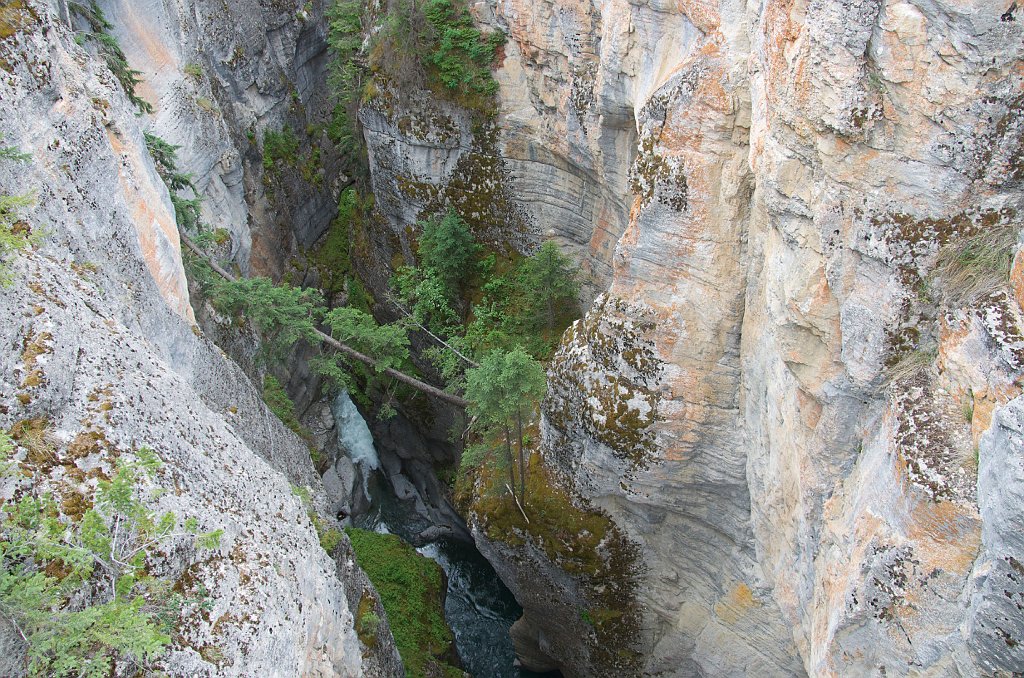 IMGP1159_maligne_canyon
