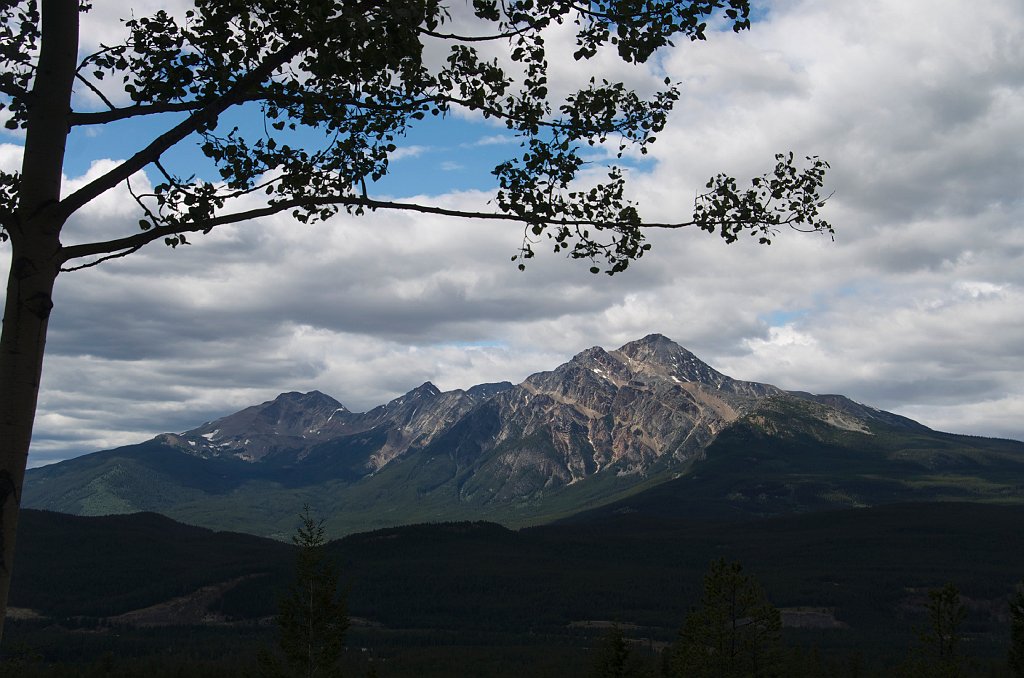 IMGP1178+near_maligne_canyon