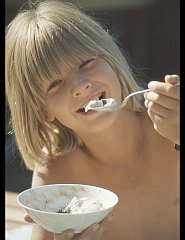 img055simon_ice_cream